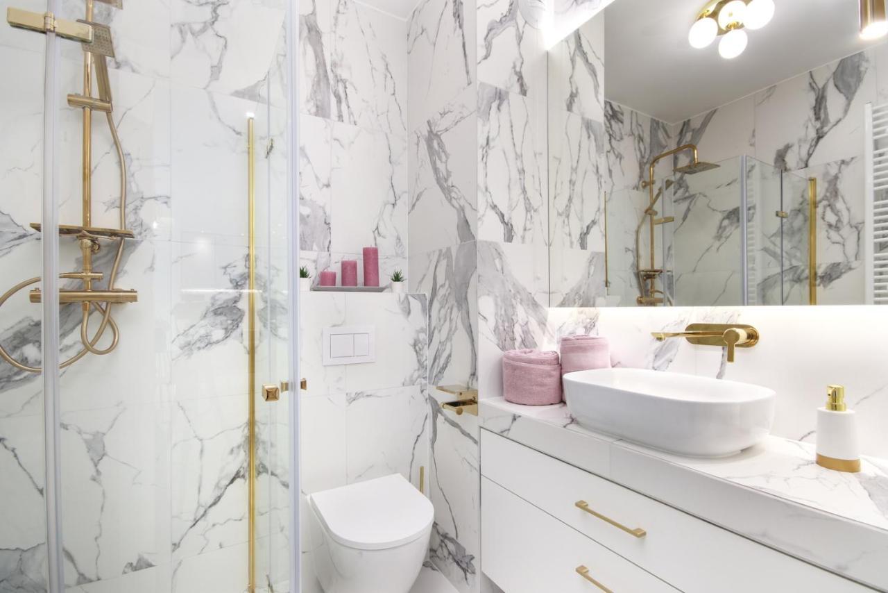 Apartamenty Hashtagwilda_Apartament Zloty Poznań Exteriör bild