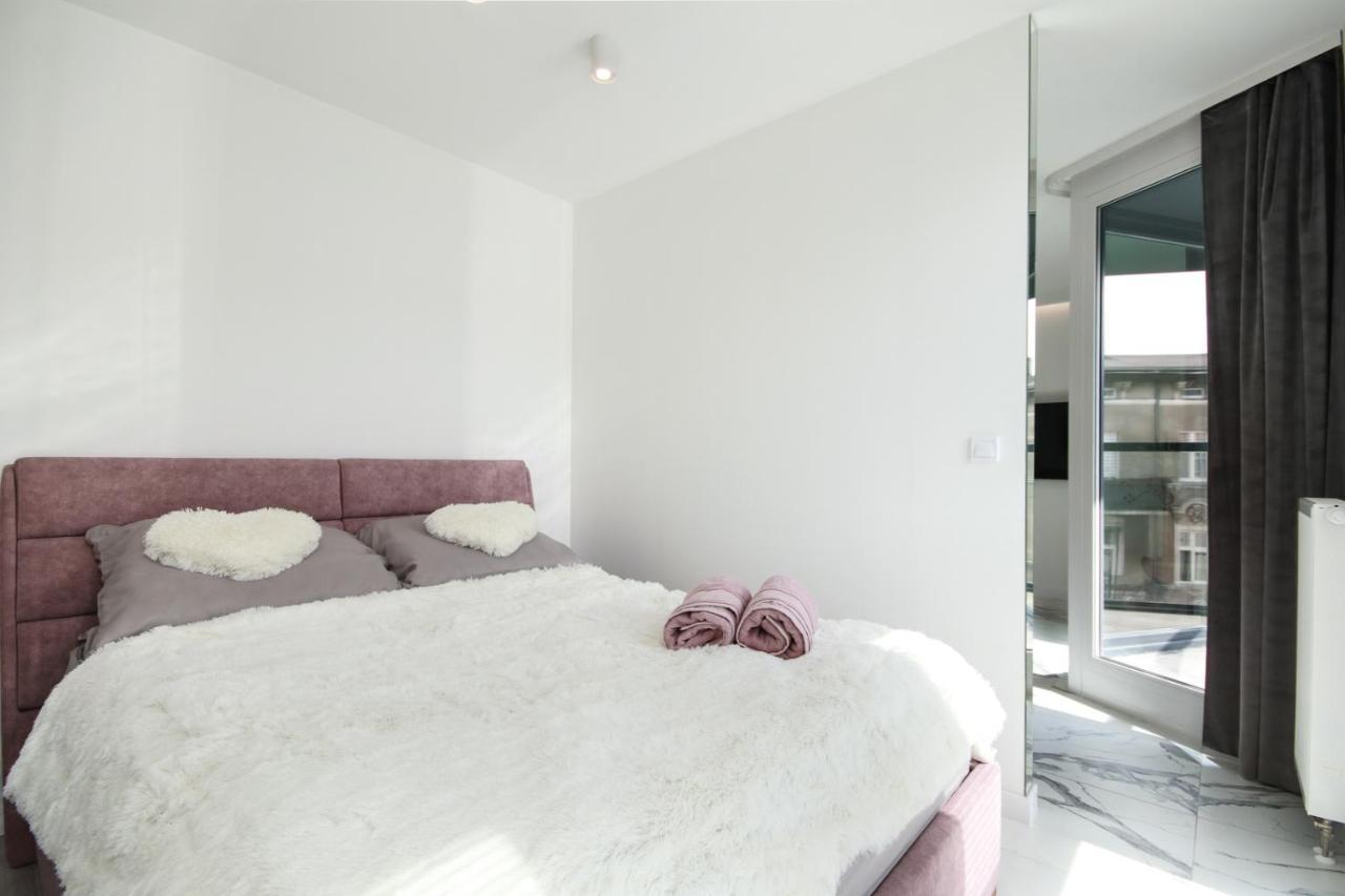 Apartamenty Hashtagwilda_Apartament Zloty Poznań Exteriör bild